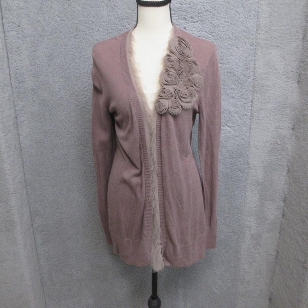 LC Lauren Conrad Rosette Floral Applique Cardigan Sweater Women M Taupe Romantic